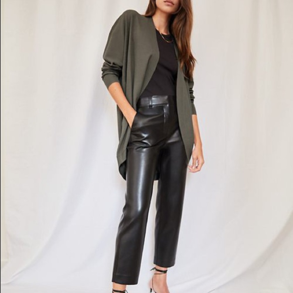 Aritzia Babaton Lucida Cardigan